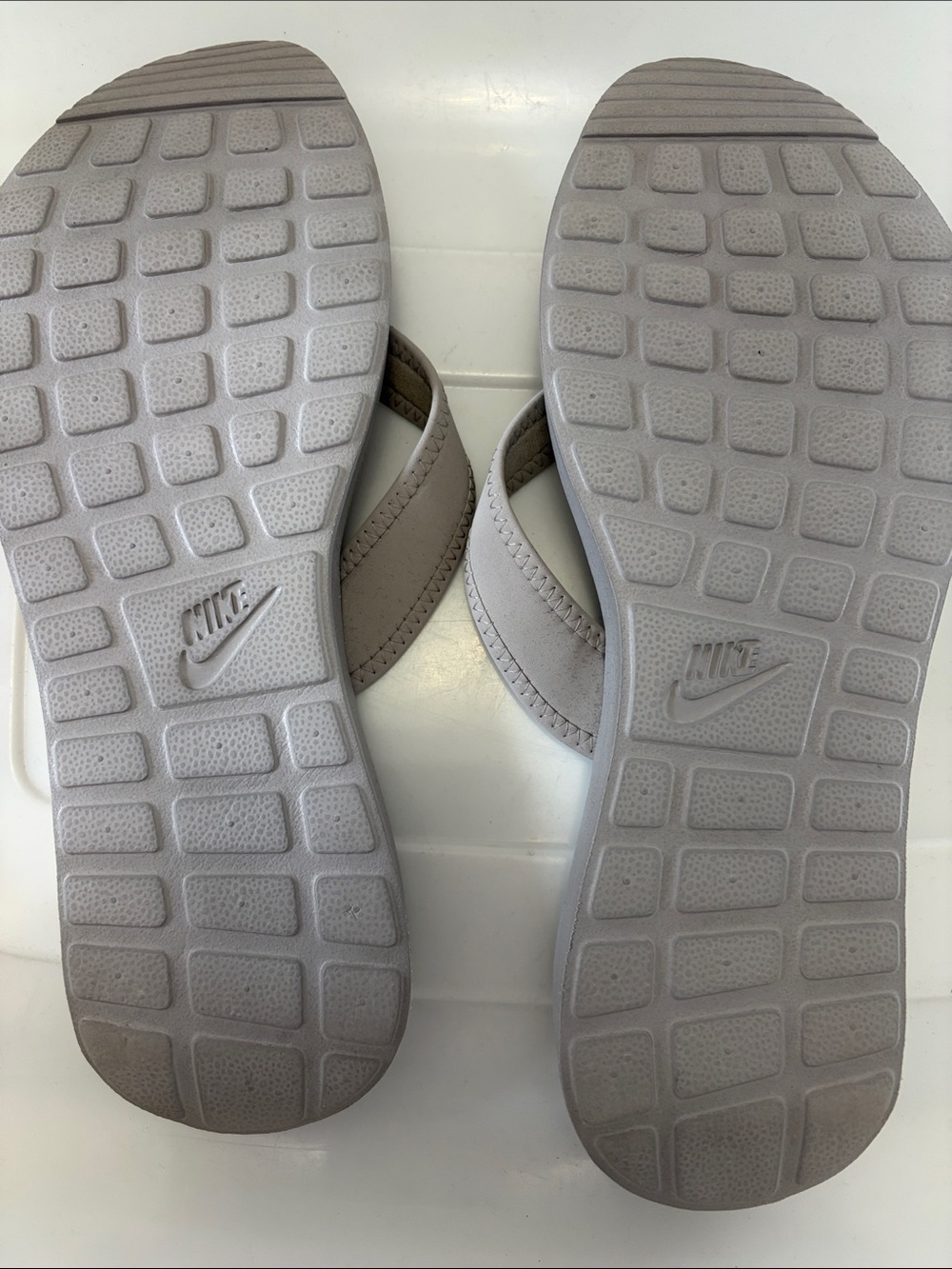 Nike gray Flip Flop Sandals with White Swoosh - Picture 2 of 3